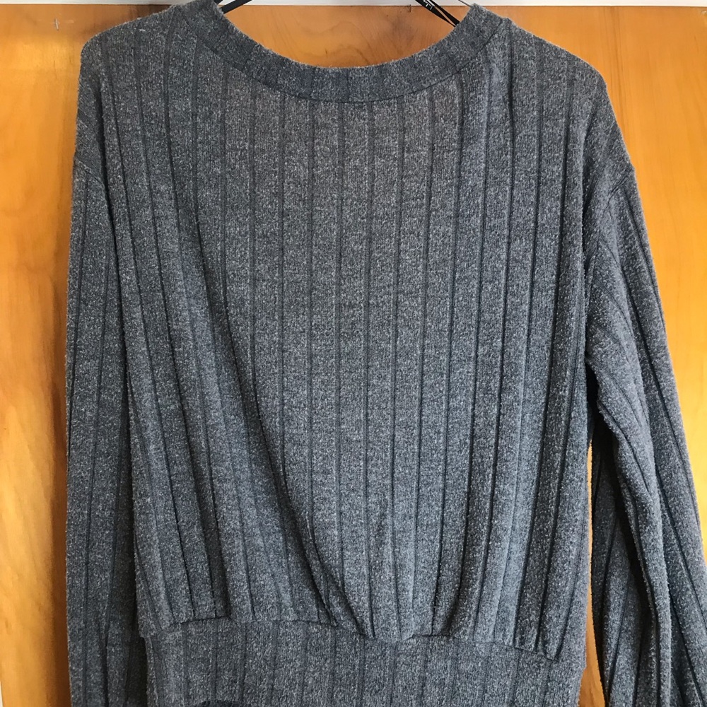 Lulus backless sweater top